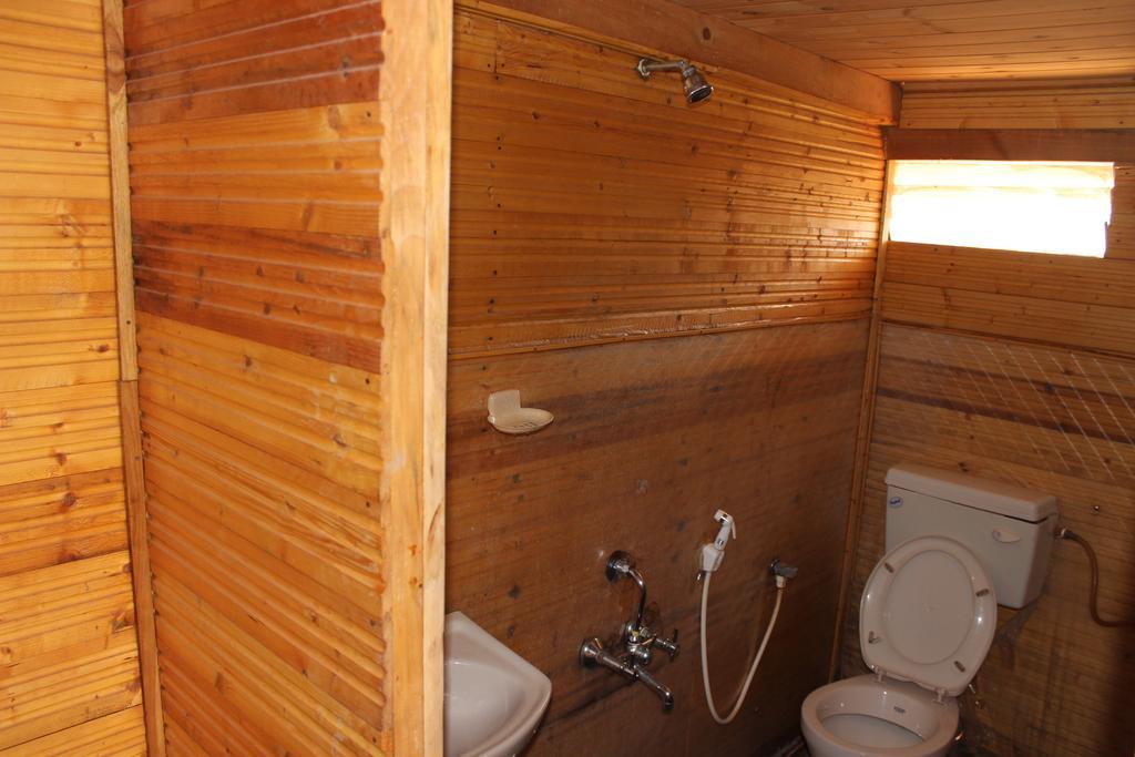 Tivai Beach Cottages Calangute Oda fotoğraf