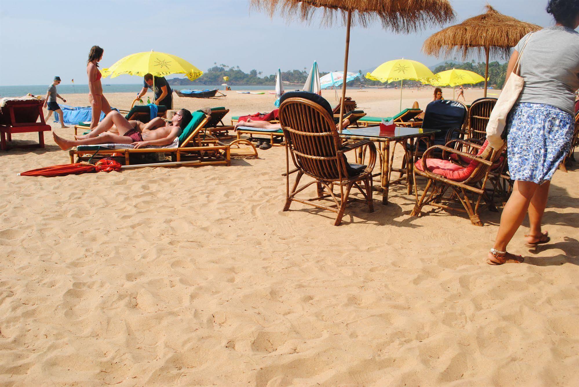 Tivai Beach Cottages Calangute Dış mekan fotoğraf